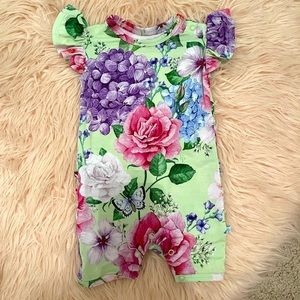 Posh peanut shorts romper